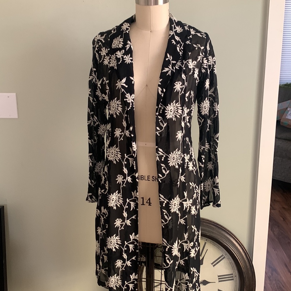 Karen Kane Embroidered Duster